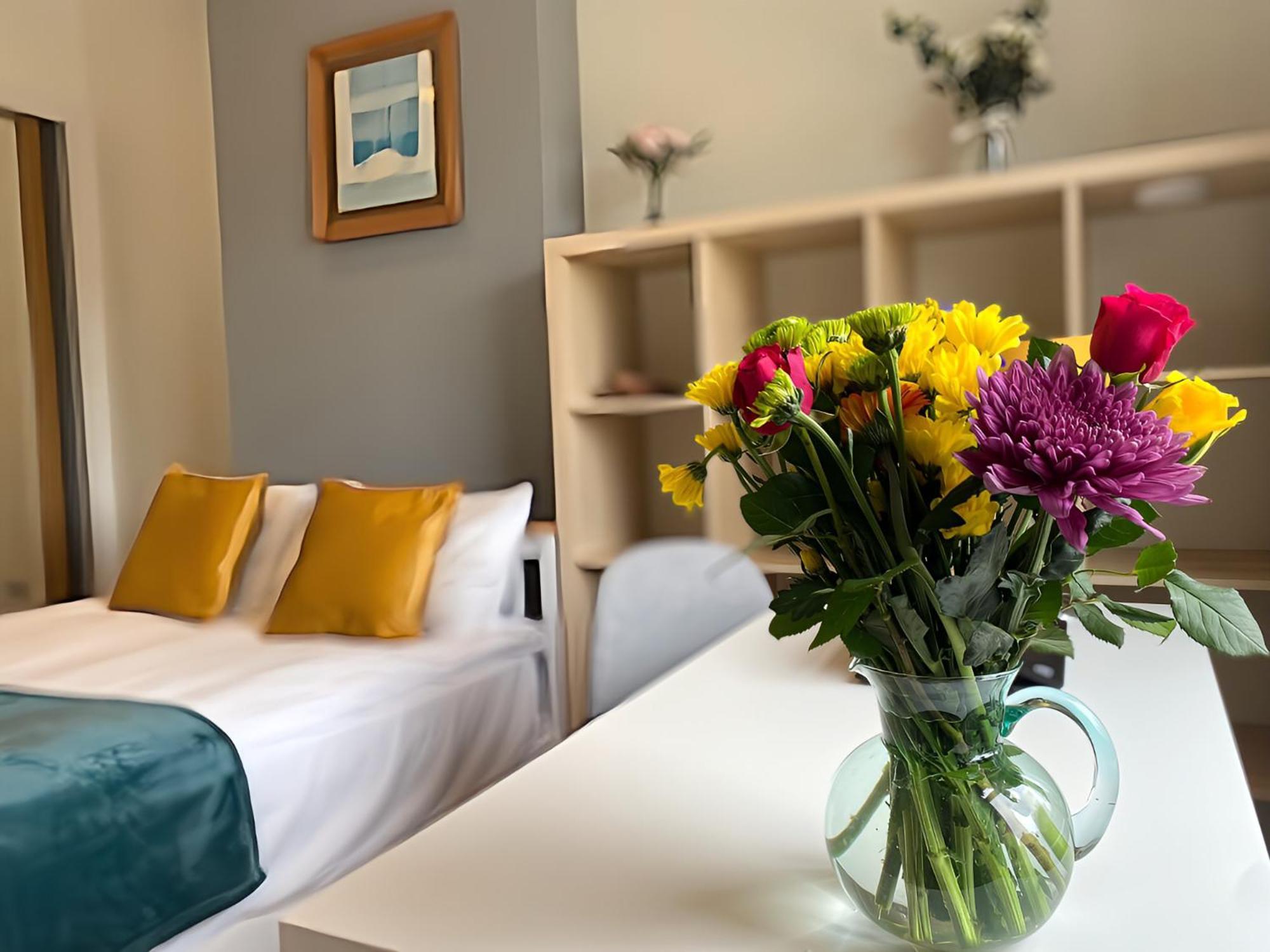 Cambridge Stays Diamond 2Br Apartment-Central-Parking-Walk To City & Train Station מראה חיצוני תמונה